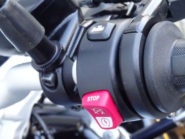 bmw - r-nine-t-scrambler