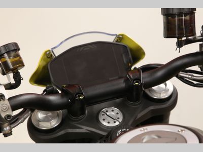 DUCATI MONSTER + 937 – foto 4