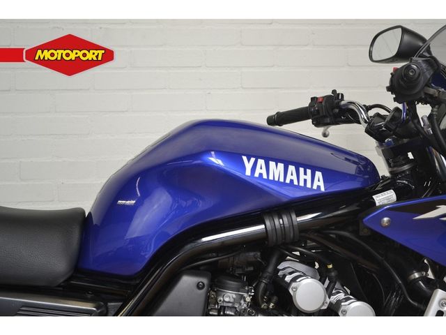 yamaha - fzs-600-fazer-s