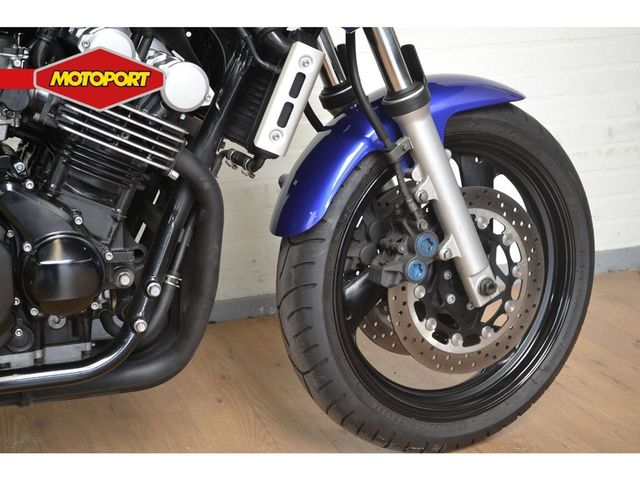 yamaha - fzs-600-fazer-s