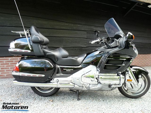 honda - gl-1800-goldwing