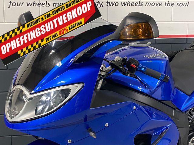 triumph - sprint-st-1050