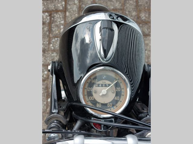 bmw - r-26
