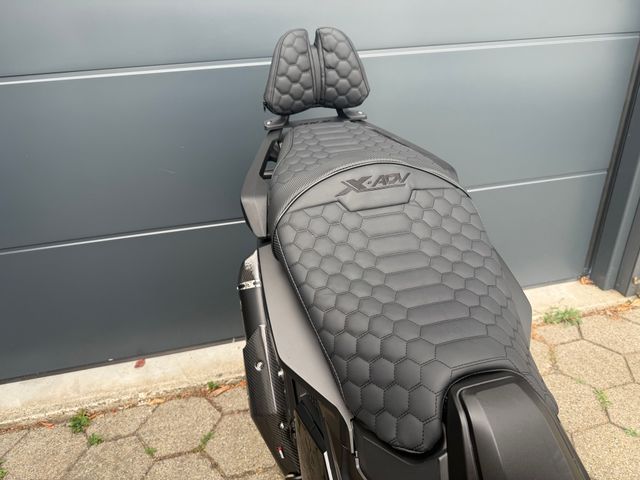 honda - x-adv