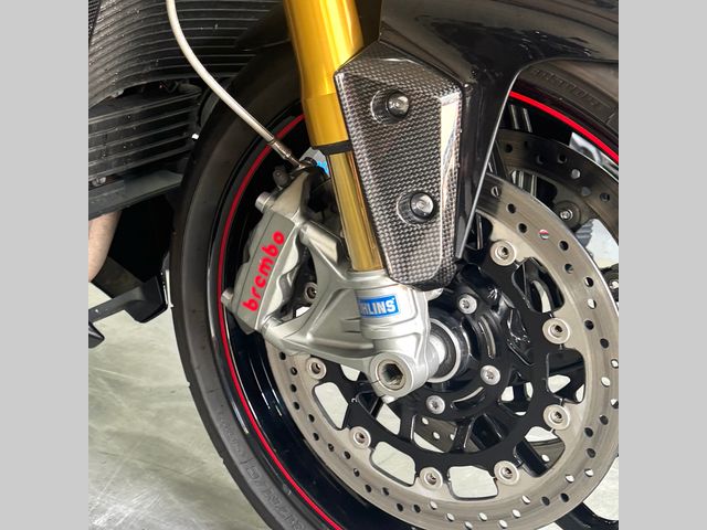 triumph - speed-triple-r