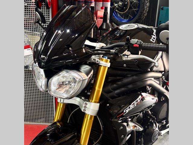triumph - speed-triple-r