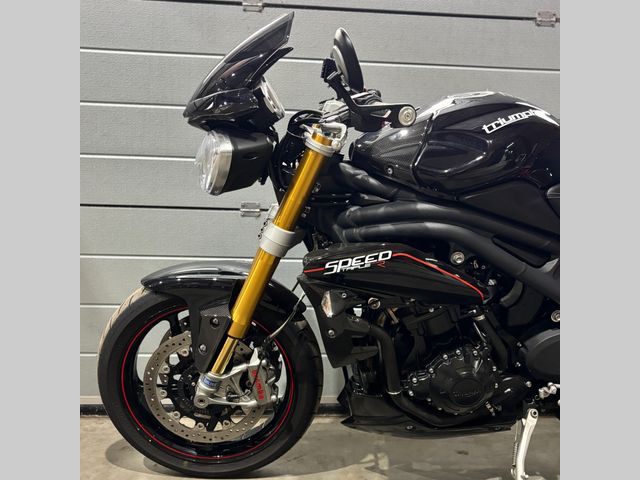 triumph - speed-triple-r