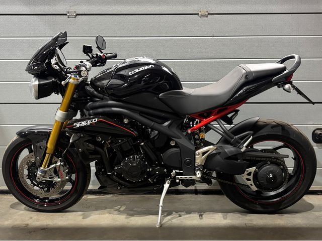 triumph - speed-triple-r