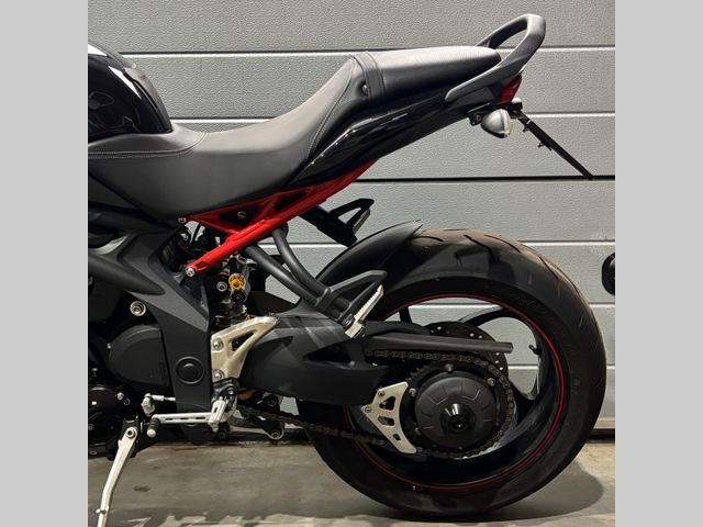 triumph - speed-triple-r