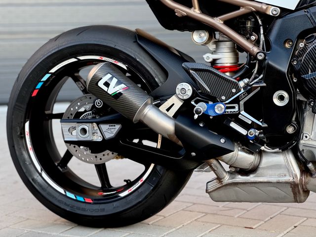 bmw - s-1000-r