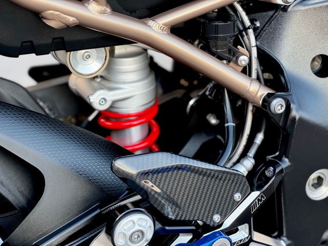 bmw - s-1000-r