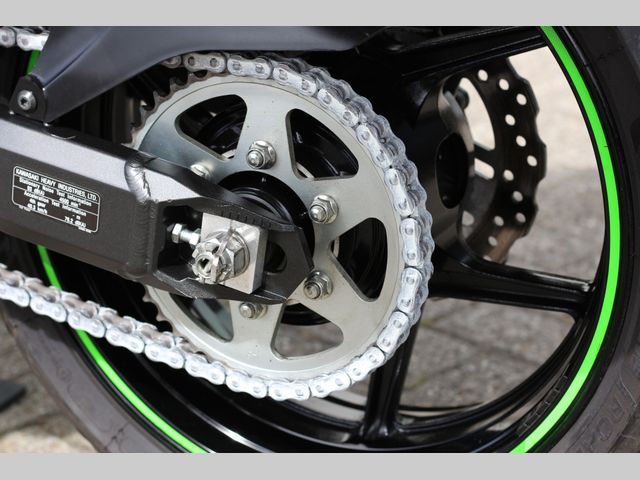 kawasaki - versys-1000-se-grand-tourer