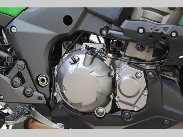 kawasaki - versys-1000-se-grand-tourer