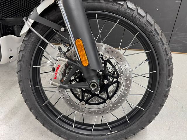 triumph - scrambler-1200-xe