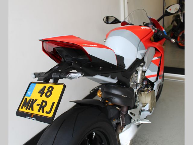 ducati - panigale-v4-s-corse