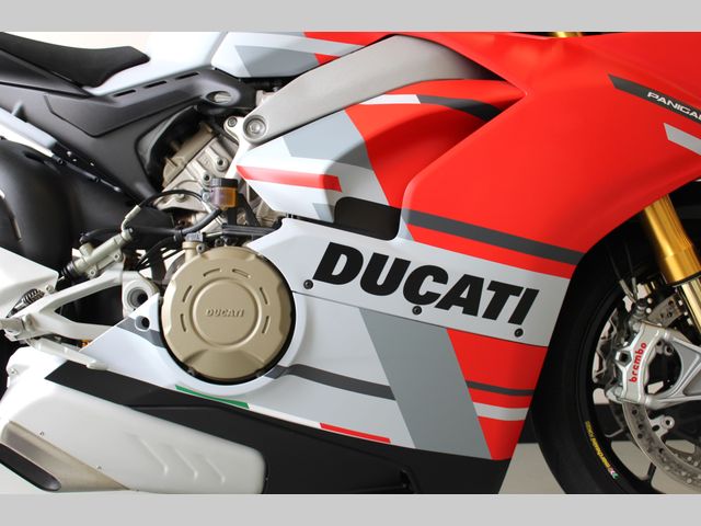ducati - panigale-v4-s-corse