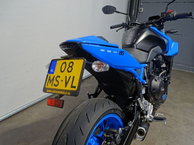 suzuki - gsx-8s