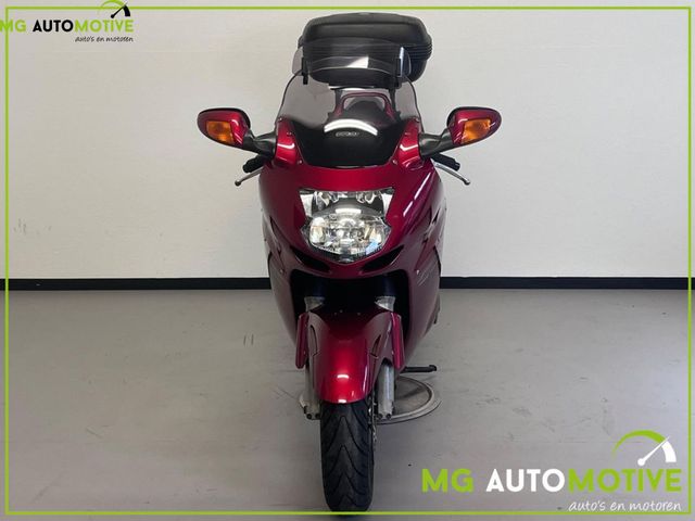 honda - cbr-1100--xx-super-blackbird