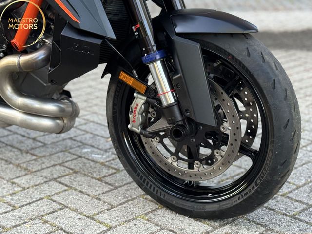 ktm - 1390-super-duke-r-evo