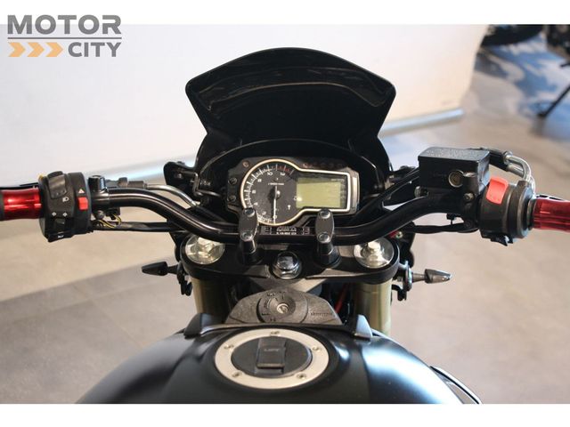 suzuki - gsr-750