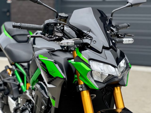 kawasaki - z900-se