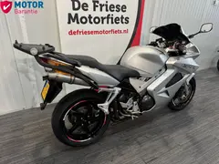 Honda VFR 800 FI Vtec 2003 occasion – foto 3 van 25