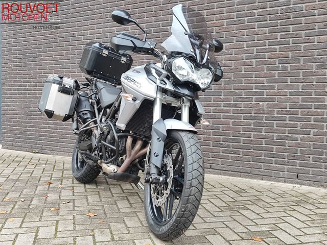 triumph - tiger-800-xrx