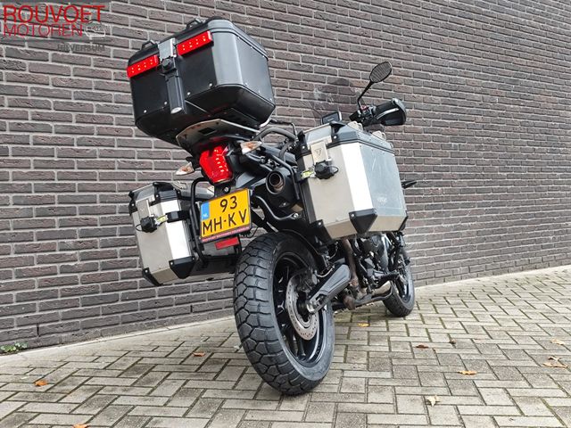 triumph - tiger-800-xrx
