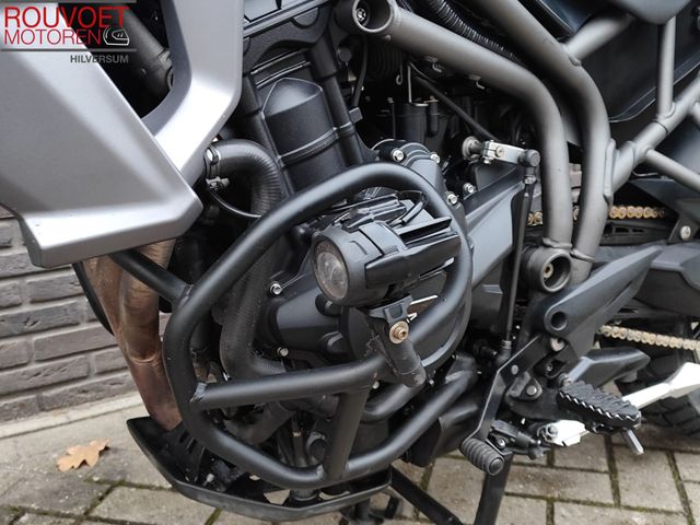 triumph - tiger-800-xrx