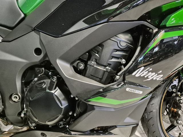 kawasaki - ninja-1100-sx-se