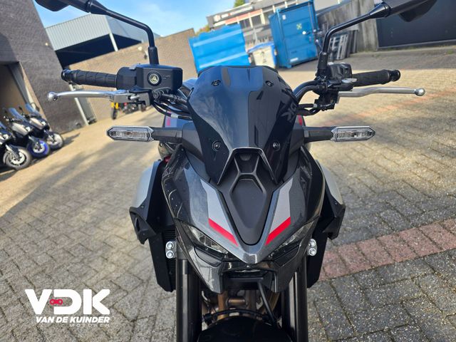 kawasaki - z900
