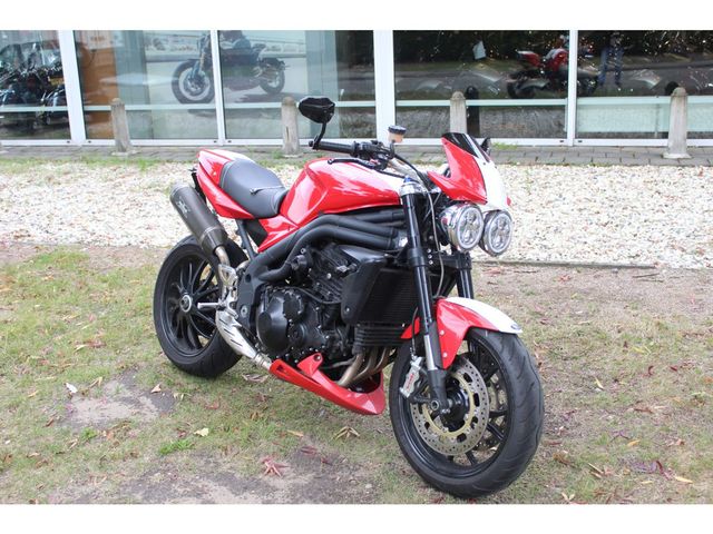 triumph - speed-triple-1050