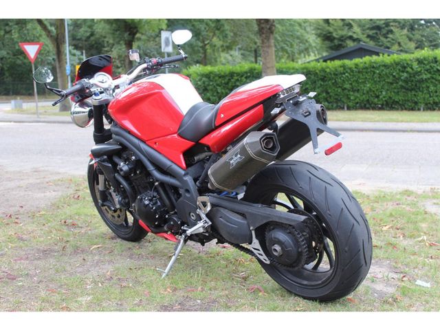 triumph - speed-triple-1050