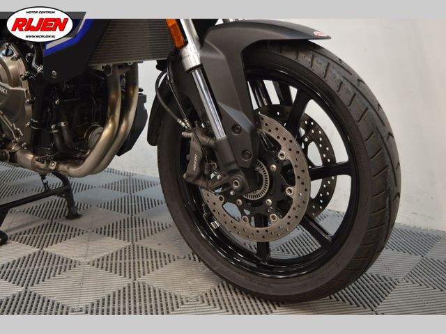 suzuki - v-strom-800