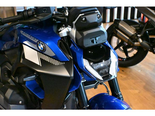 bmw - r-1300-r