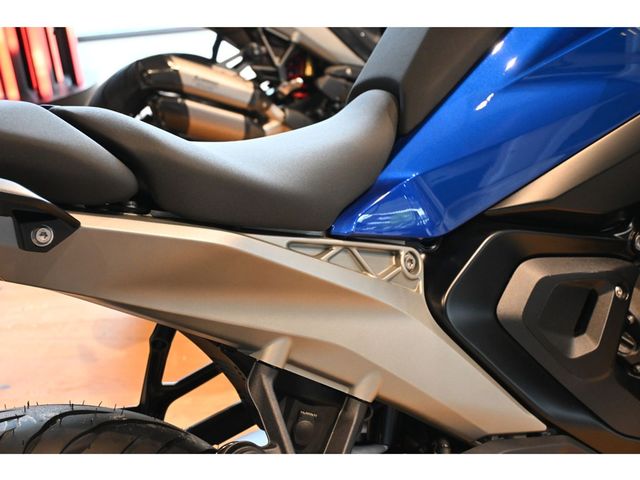 bmw - r-1300-r