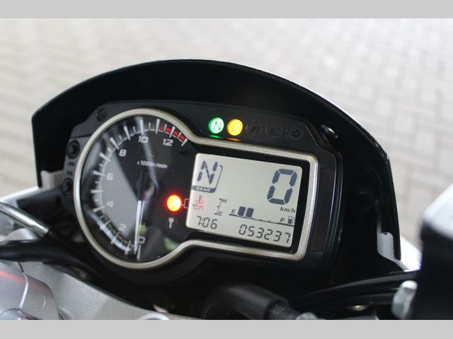 suzuki - gsr-750-a