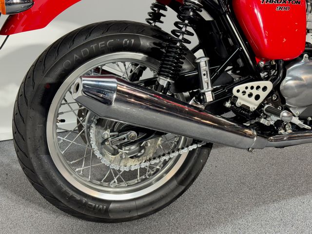 triumph - thruxton-900