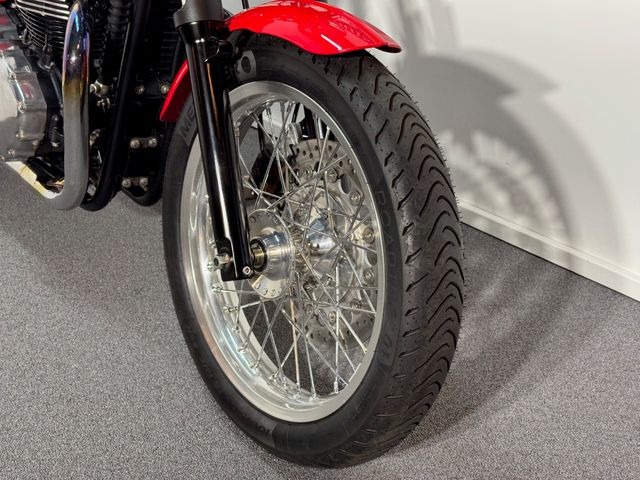 triumph - thruxton-900