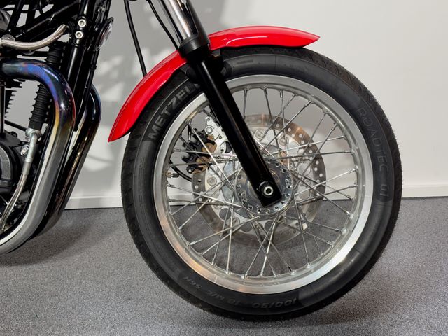 triumph - thruxton-900