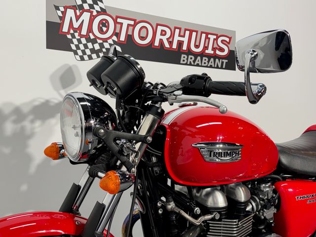 triumph - thruxton-900