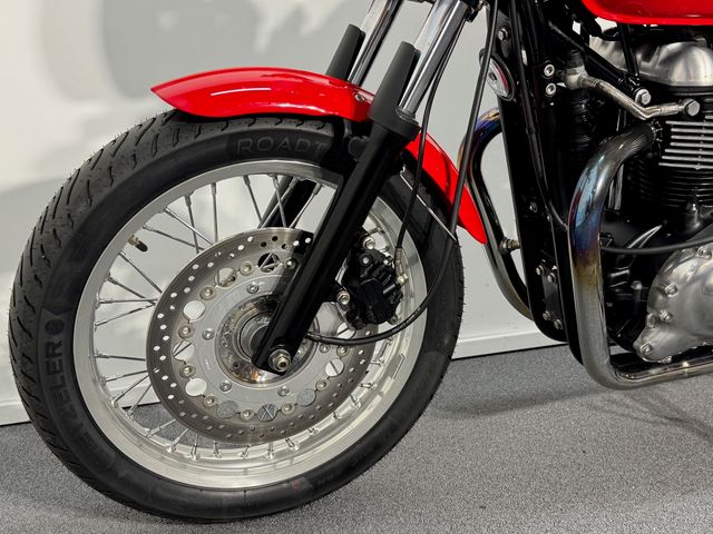 triumph - thruxton-900