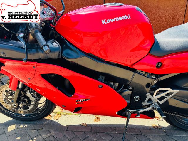 kawasaki - zxr-750