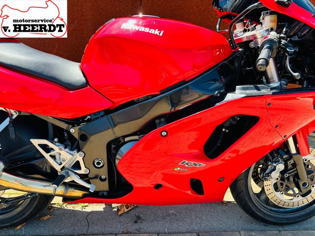 kawasaki - zxr-750