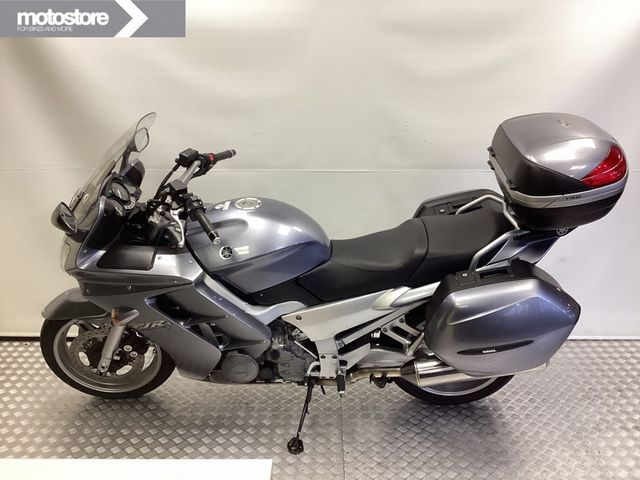 yamaha - fjr-1300
