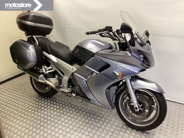 yamaha - fjr-1300