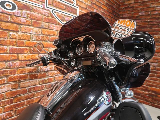 harley-davidson - electra-glide-ultra-screamin-eagle-cvo-flhtcuse