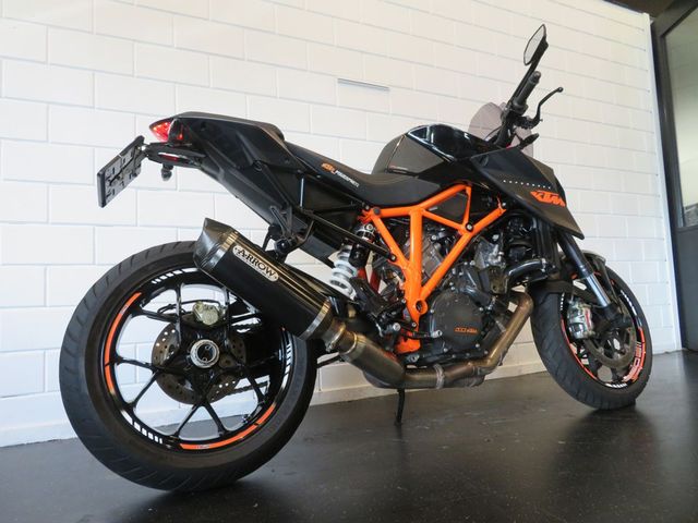 ktm - 1290-super-duke-r