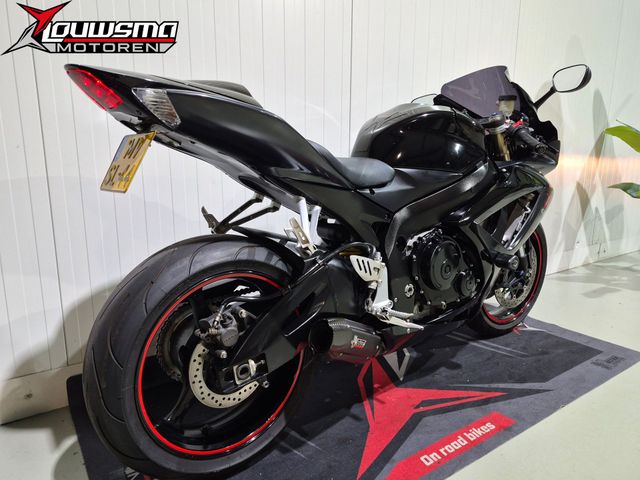 suzuki - gsx-r-600
