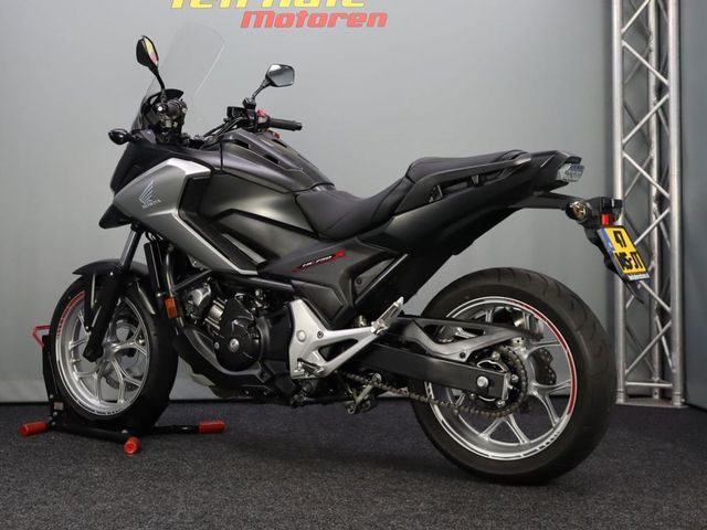 honda - nc-700-x-dct